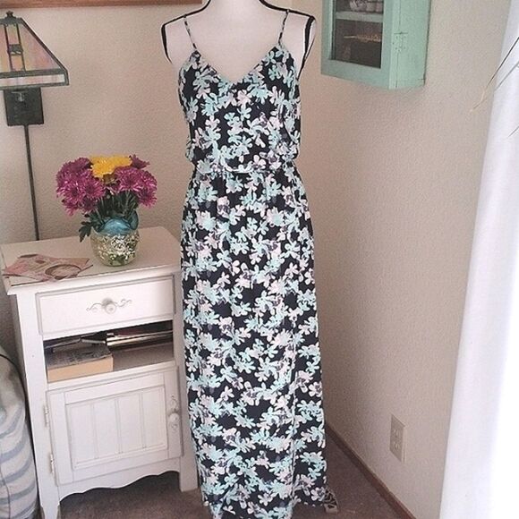 Banana Republic Dark Floral Maxi Dress - Picture 1 of 11